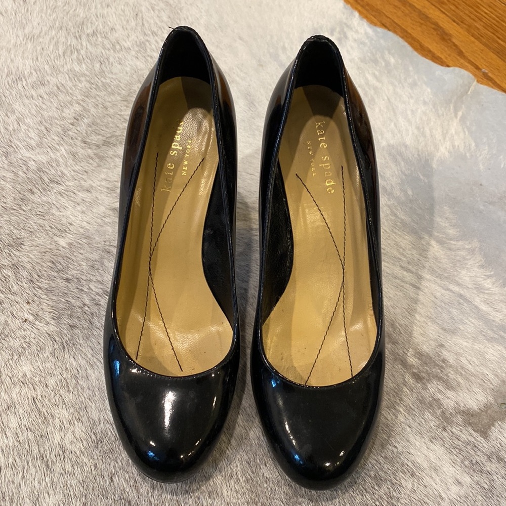 Kate Spade women’s patent leather heals black size 6 - Picture 3 of 5